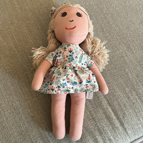 Grace Linen Doll From Ellie & Grace Bible Story Books So Loved Collection - Picture 2 of 6